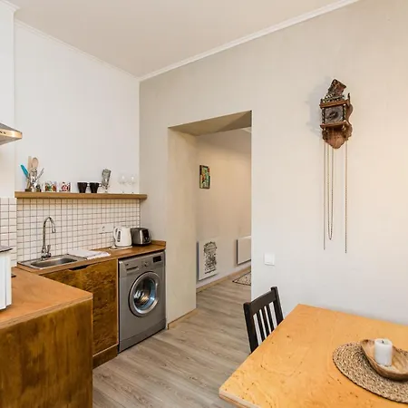 Modern On Lemkivska Apartment *