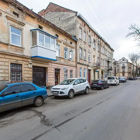 Modern On Lemkivska *